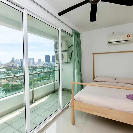 Mansion One, Near Gurney Appartement